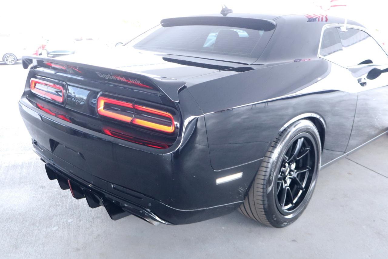 Dodge Challenger R/T Scat Pack RWD 2021