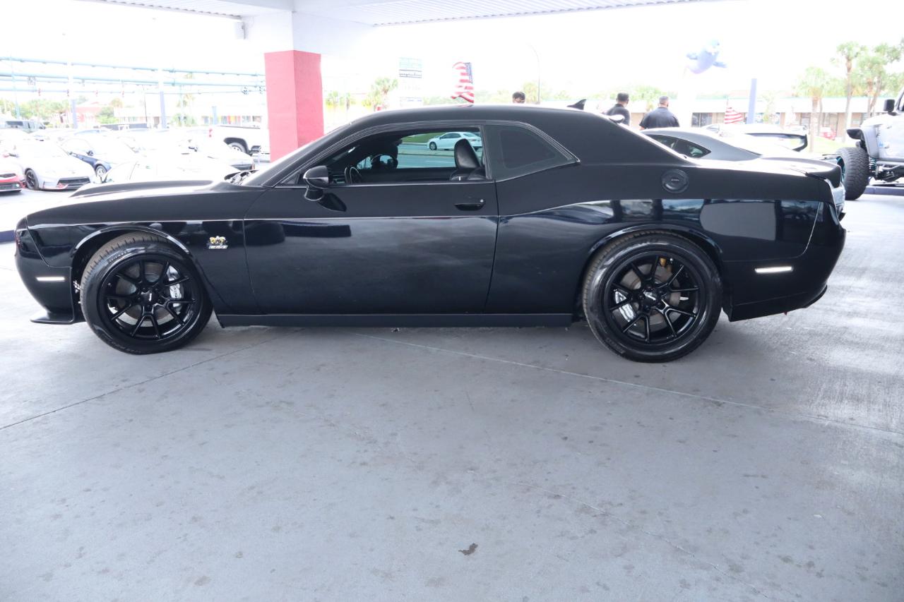Dodge Challenger R/T Scat Pack RWD 2021
