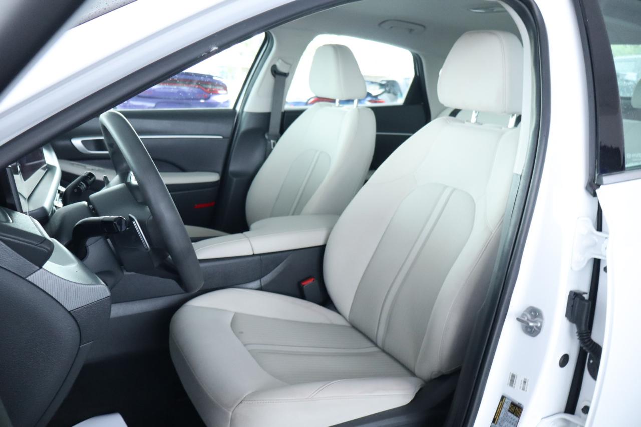 Hyundai Sonata SEL FWD 2025