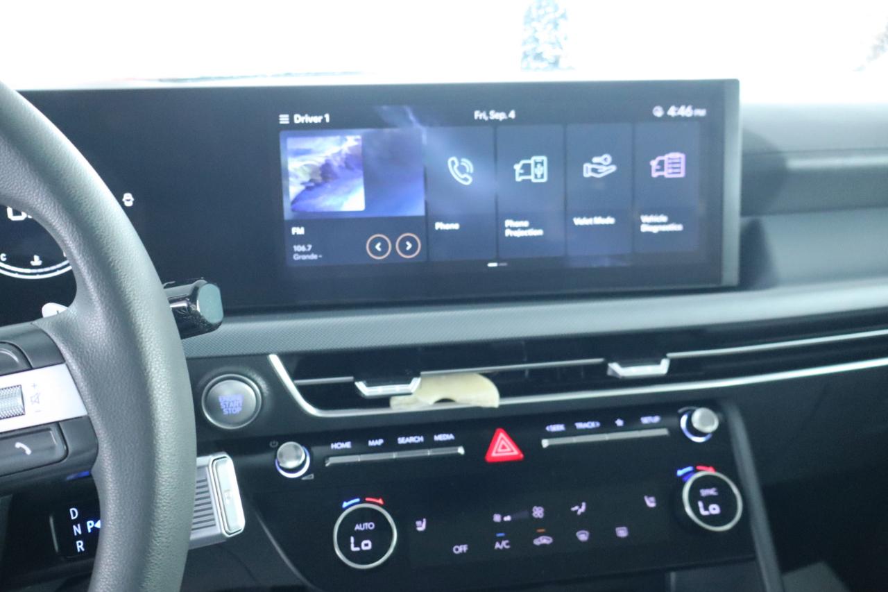 Hyundai Sonata SEL FWD 2025