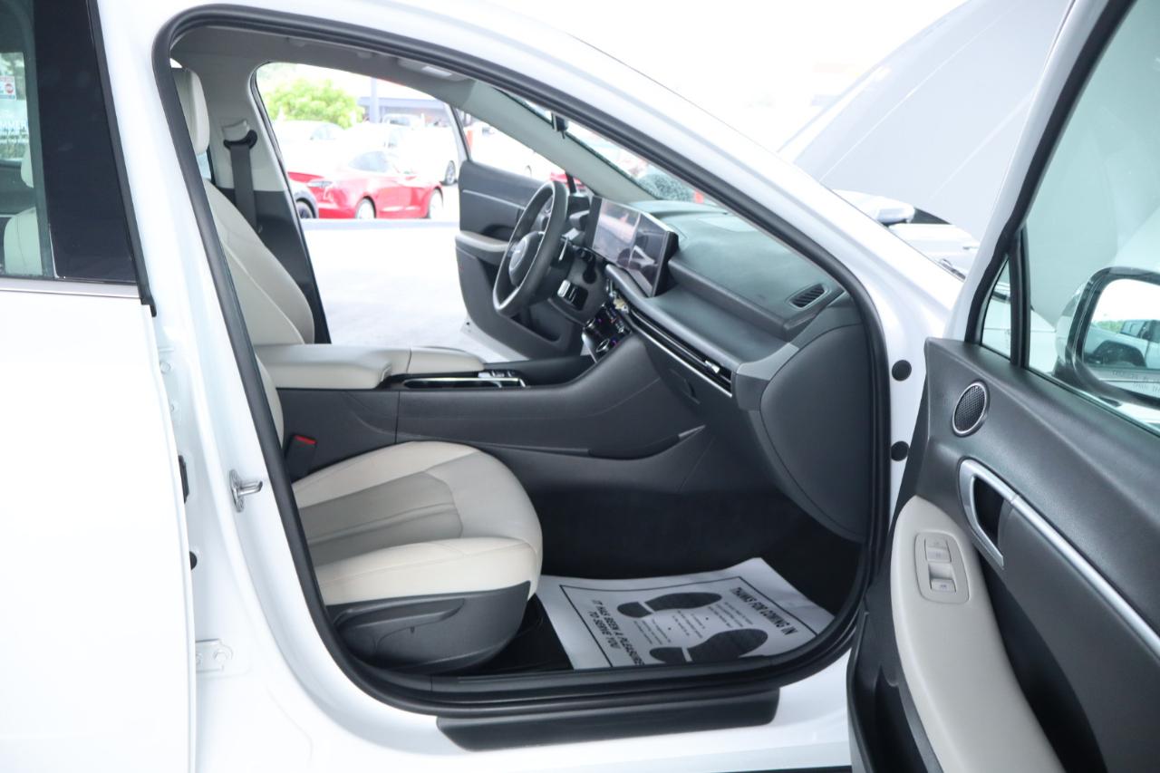 Hyundai Sonata SEL FWD 2025