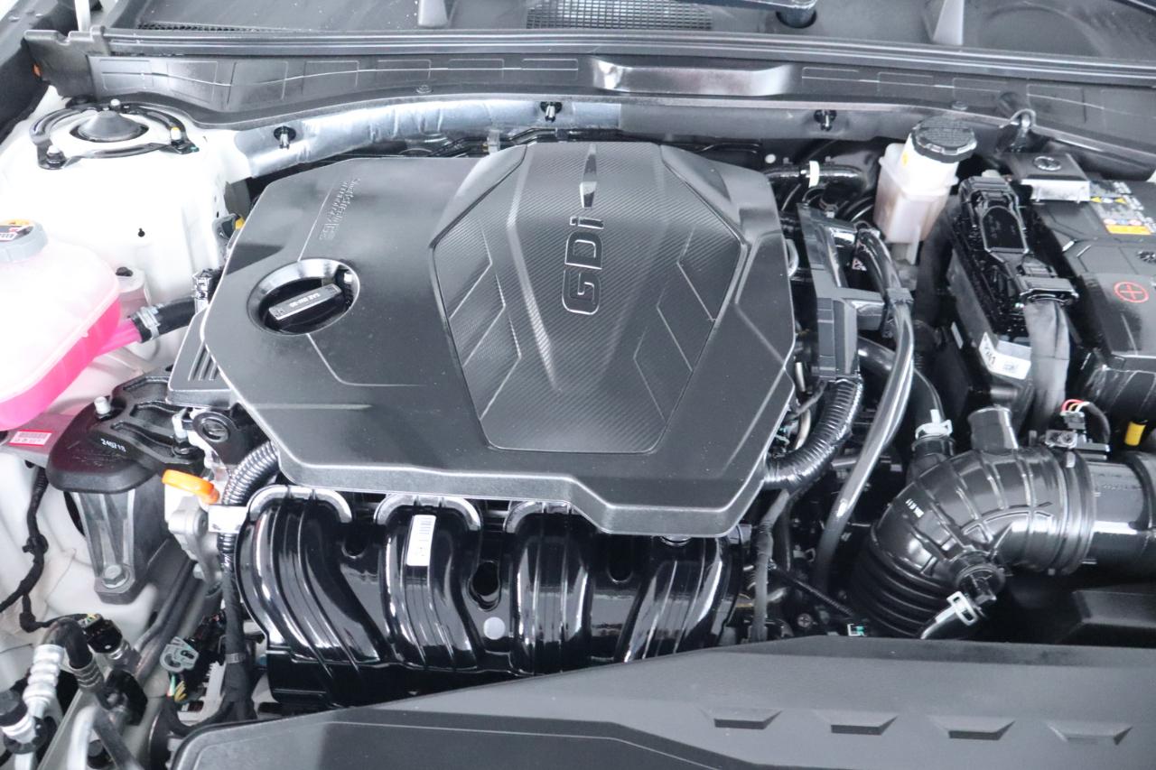 Hyundai Sonata SEL FWD 2025