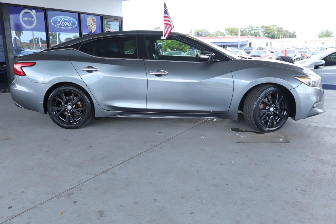Nissan Maxima Platinum 3.5L 2017
