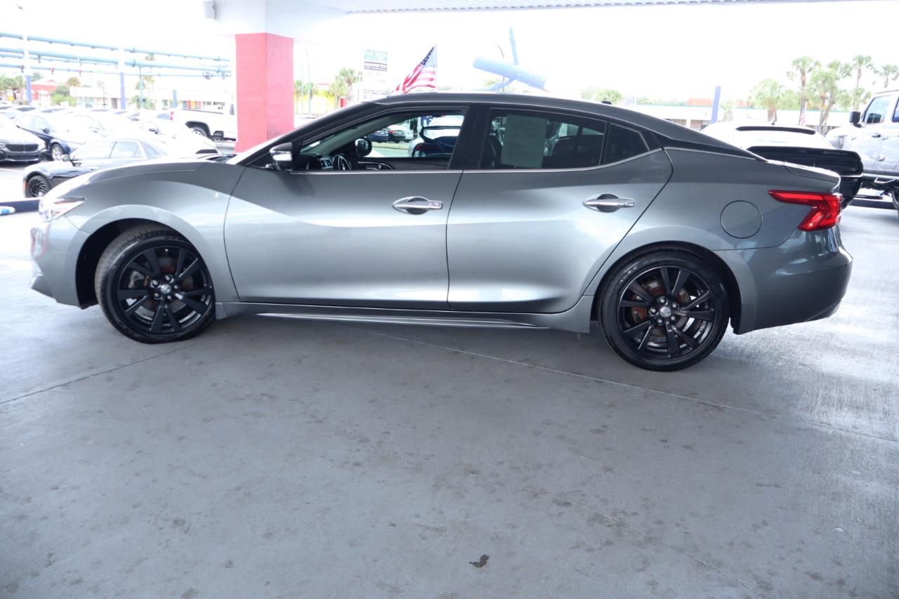 Nissan Maxima Platinum 3.5L 2017