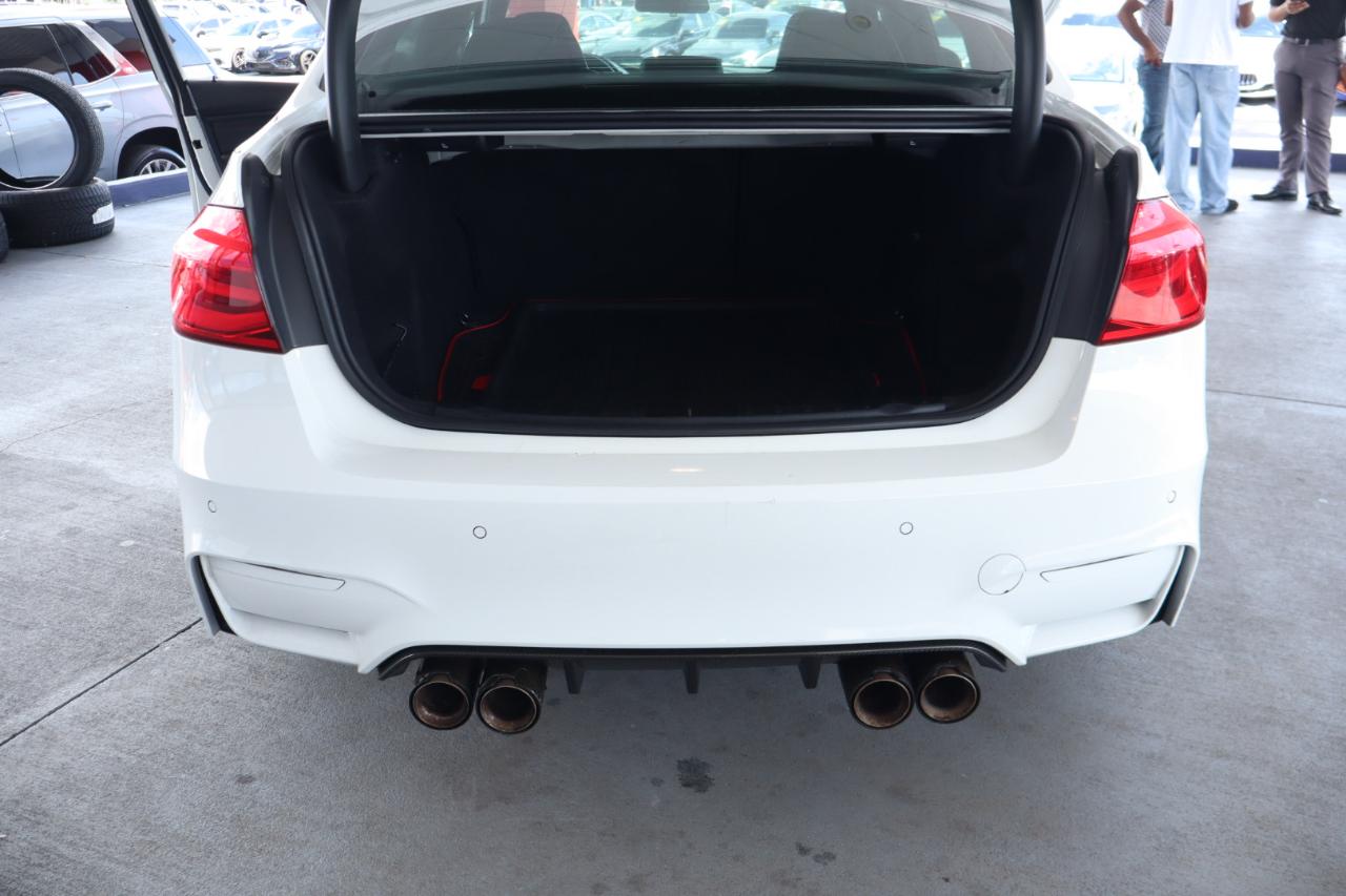 BMW M3 4dr Sdn 2016