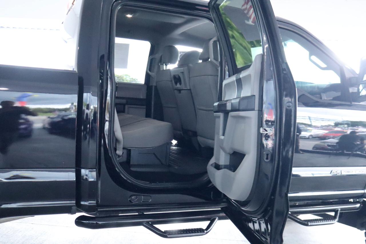 Ford Super Duty F-250 SRW 4WD SuperCab 158" XLT 2018