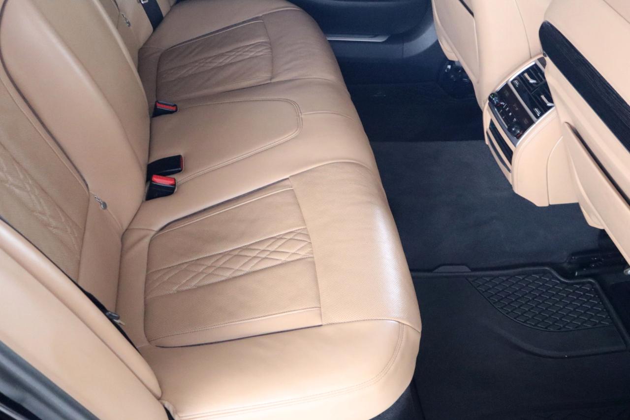 BMW 7 Series 740i Sedan 2017