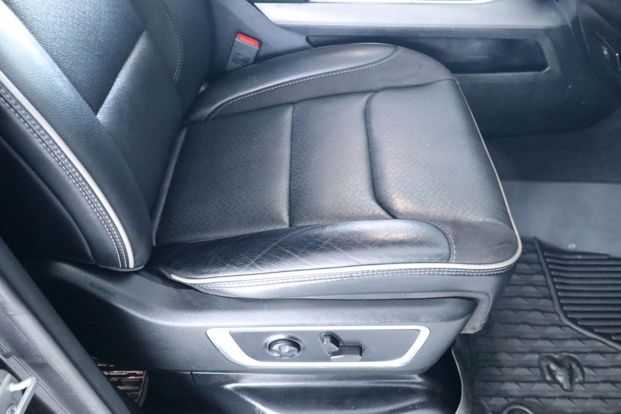 RAM 1500 Laramie 4x4 Crew Cab 5'7" Box 2021