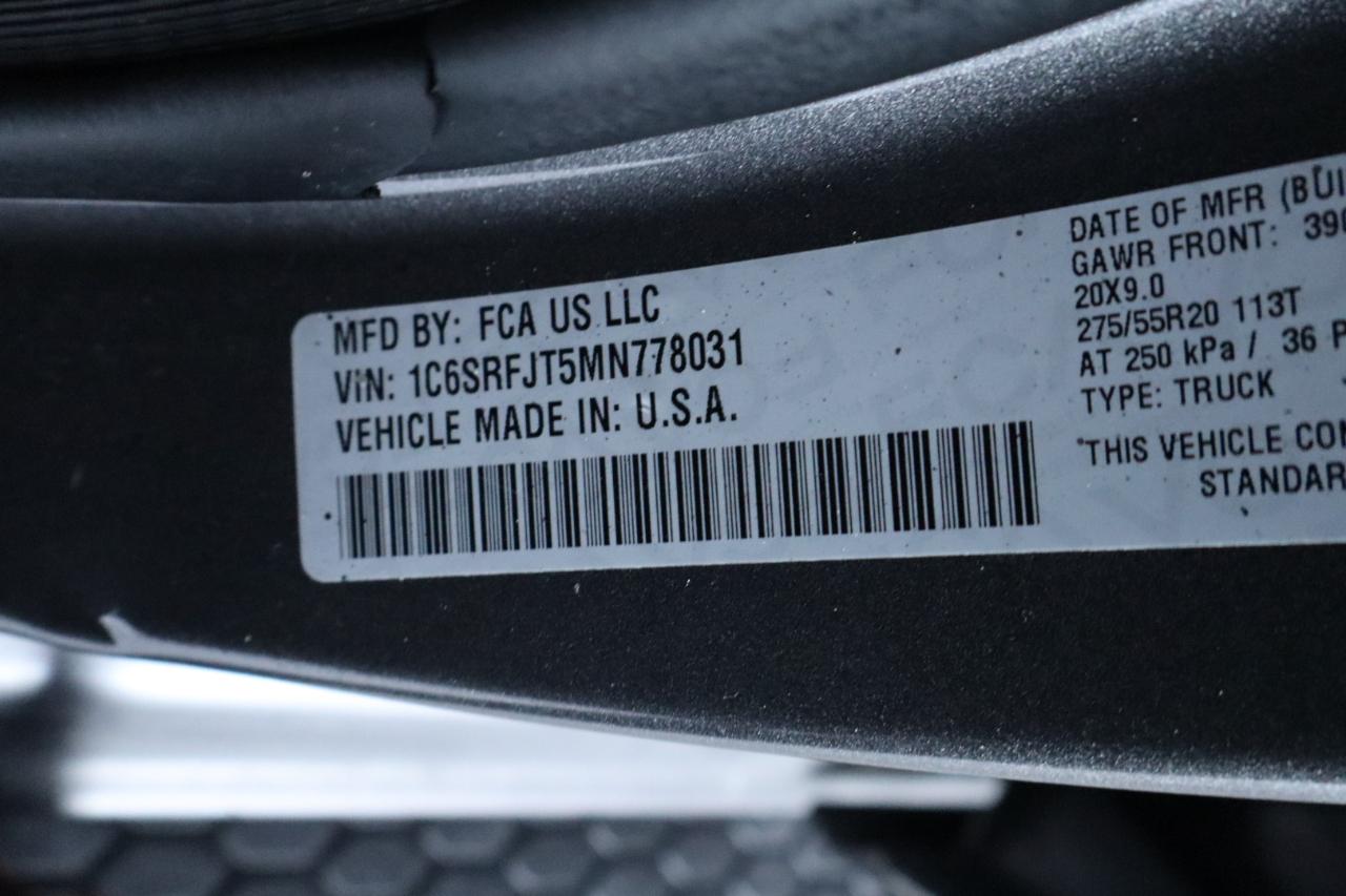 RAM 1500 Laramie 4x4 Crew Cab 5'7" Box 2021