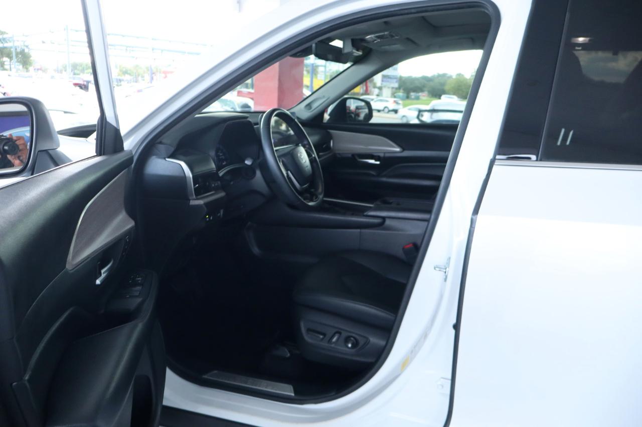 Toyota Grand Highlander Limited FWD (Natl) 2024