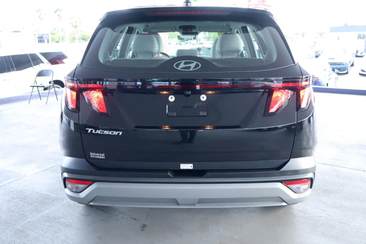 Hyundai Tucson SE FWD 2026