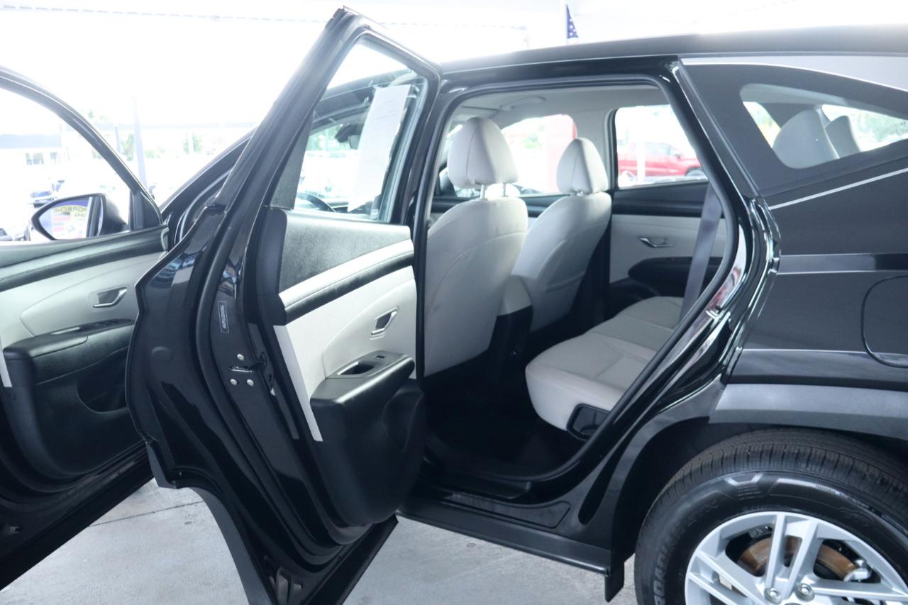 Hyundai Tucson SE FWD 2026