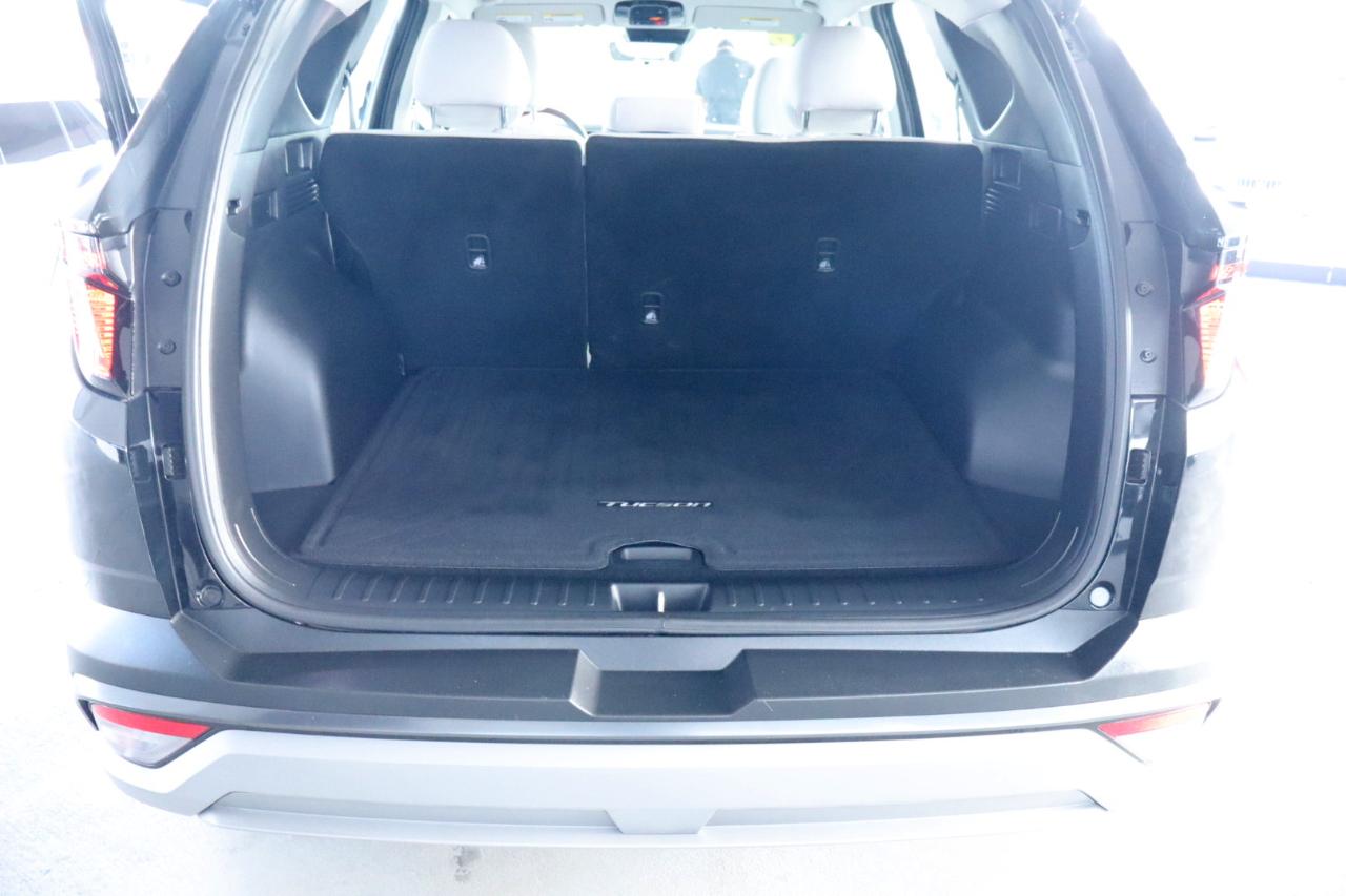 Hyundai Tucson SE FWD 2026