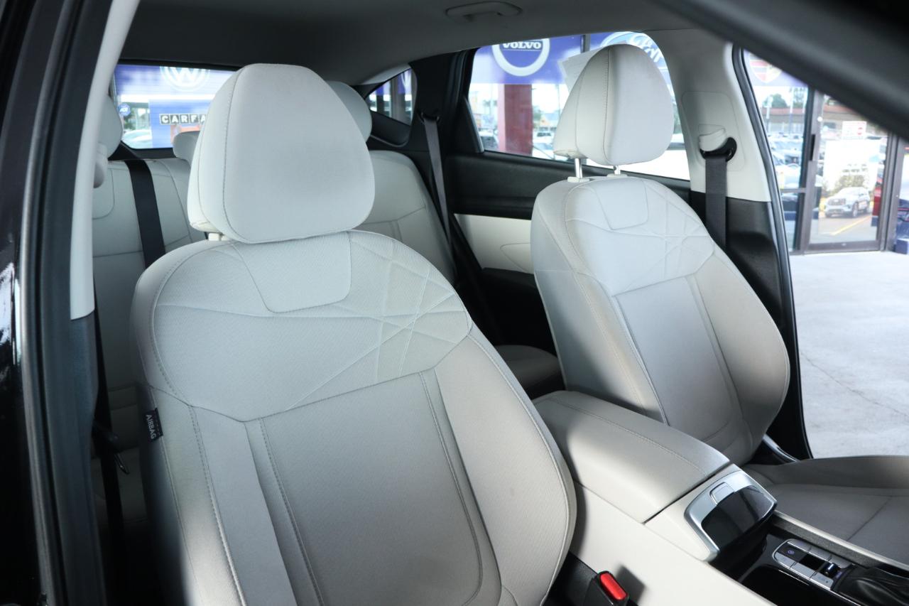 Hyundai Tucson SE FWD 2026