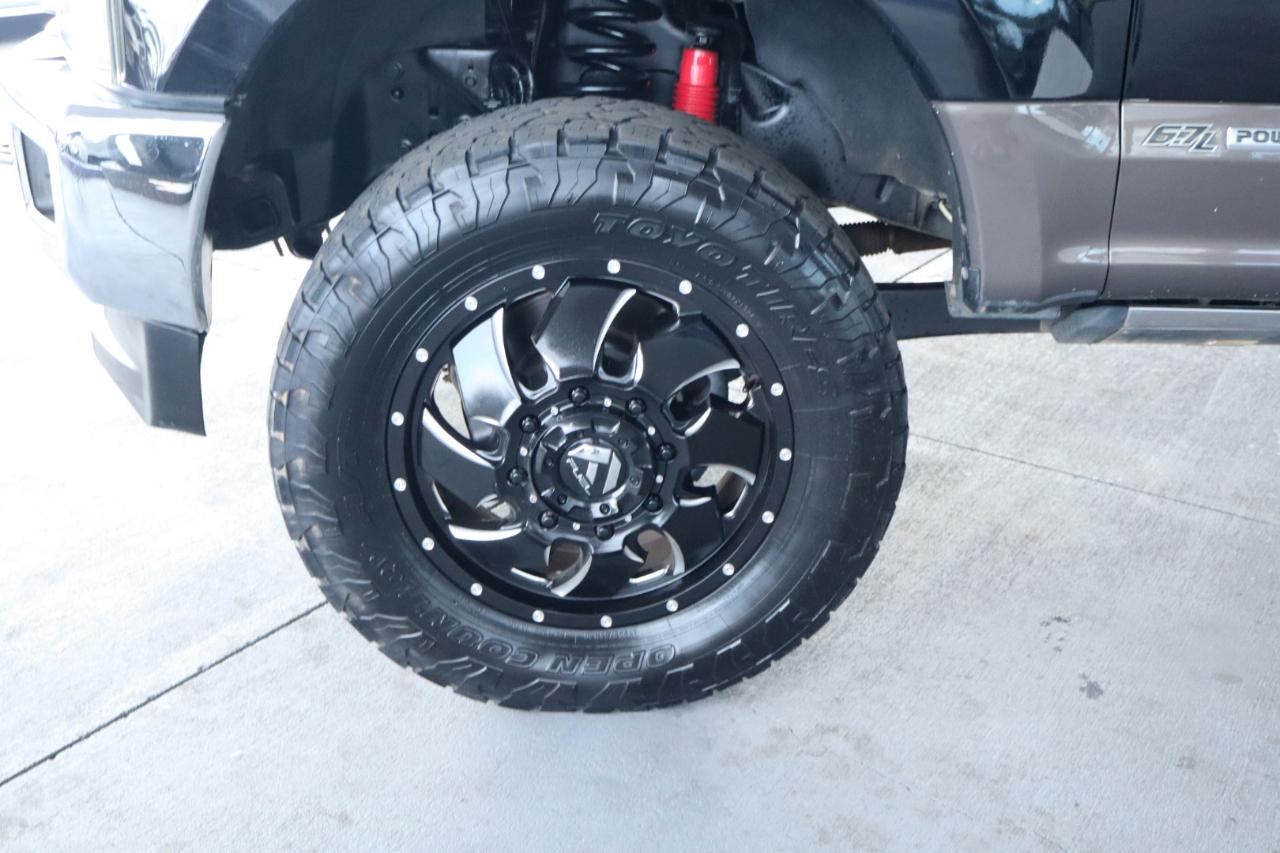 Ford Super Duty F-350 DRW King Ranch 4WD Crew Cab 8' Box 2017