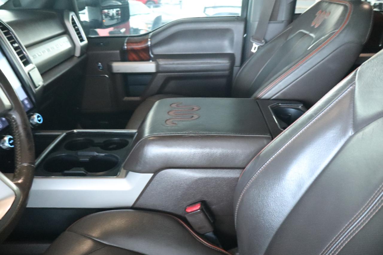 Ford Super Duty F-350 DRW King Ranch 4WD Crew Cab 8' Box 2017