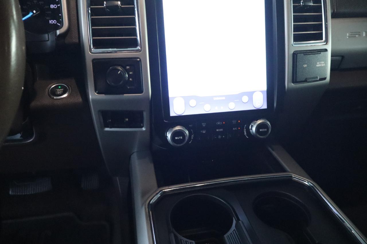 Ford Super Duty F-350 DRW King Ranch 4WD Crew Cab 8' Box 2017