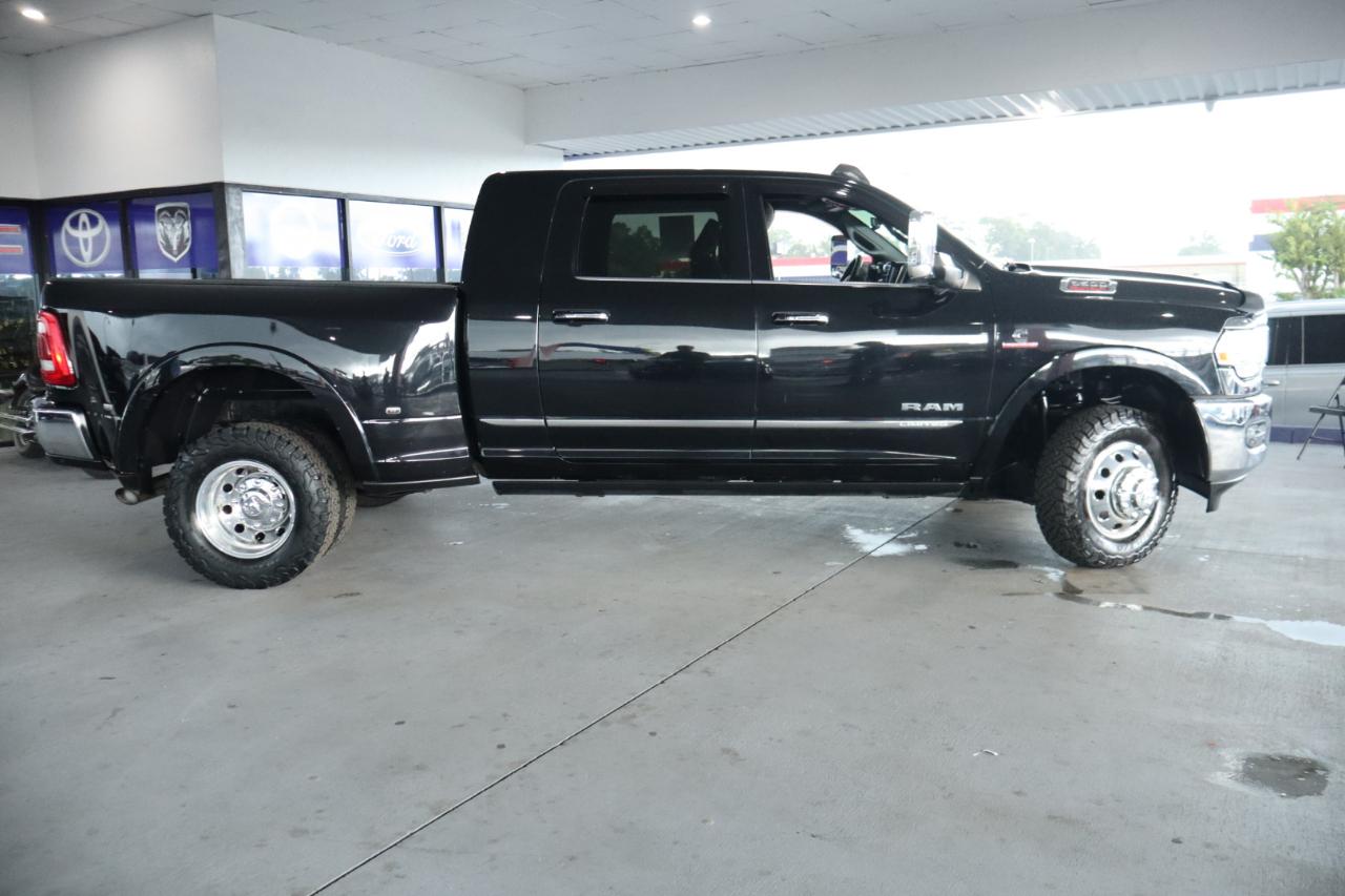 RAM 3500 Limited 4x4 Mega Cab 6'4" Box 2019