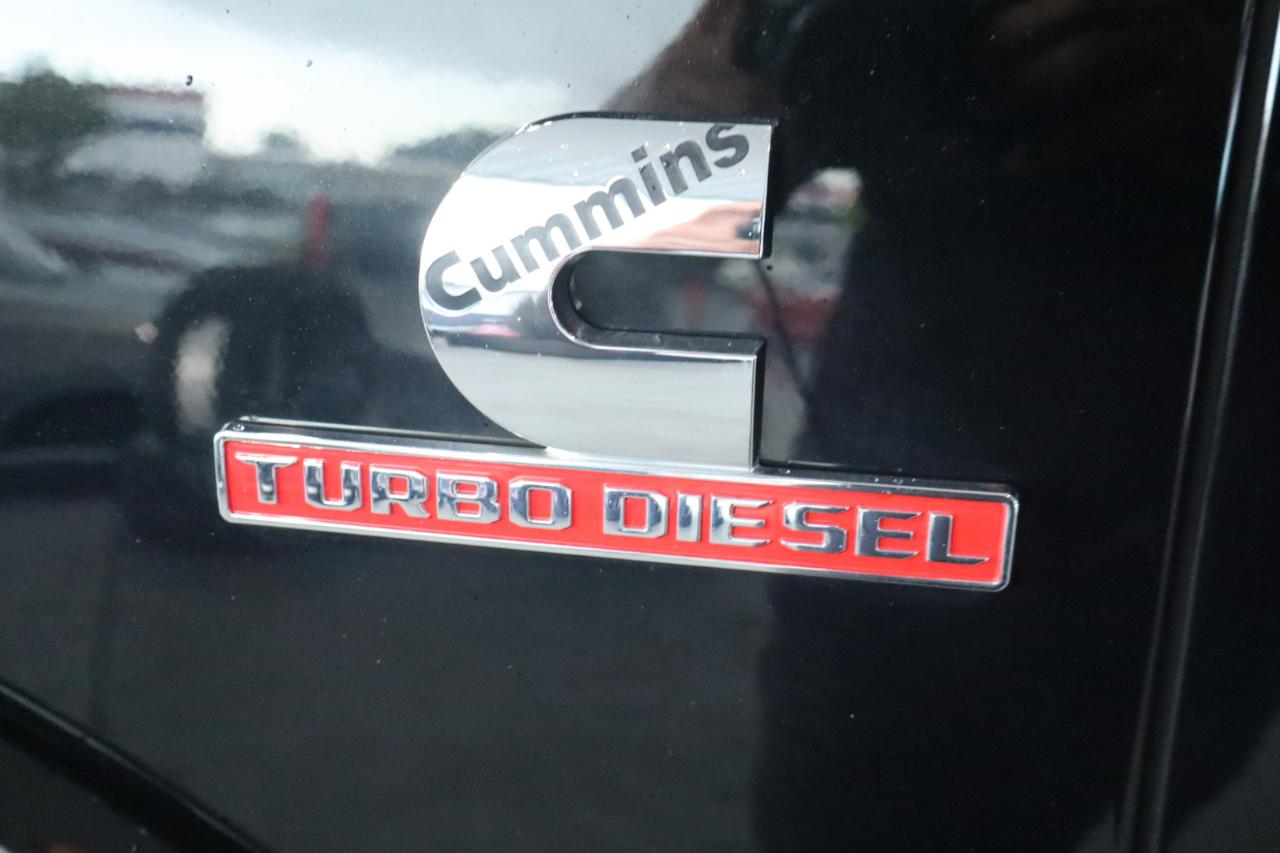 RAM 3500 Limited 4x4 Mega Cab 6'4" Box 2019