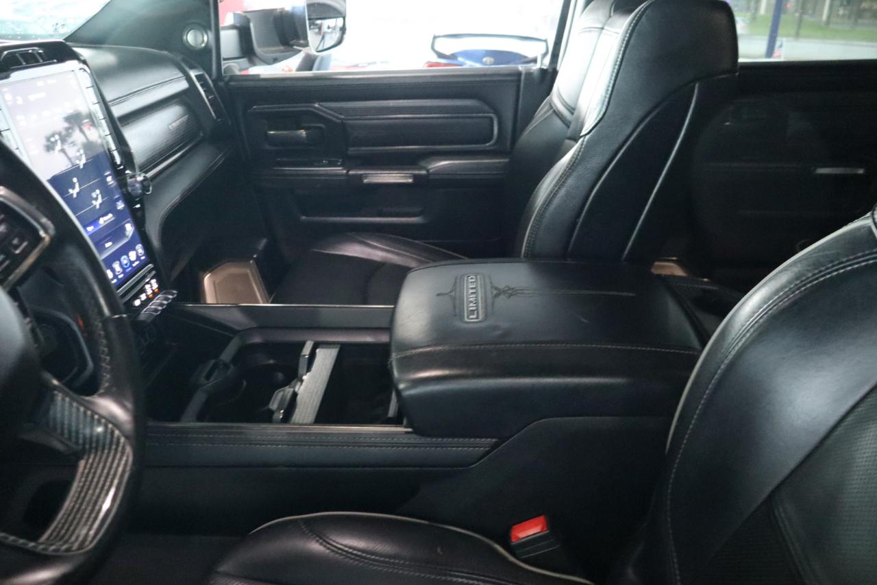 RAM 3500 Limited 4x4 Mega Cab 6'4" Box 2019