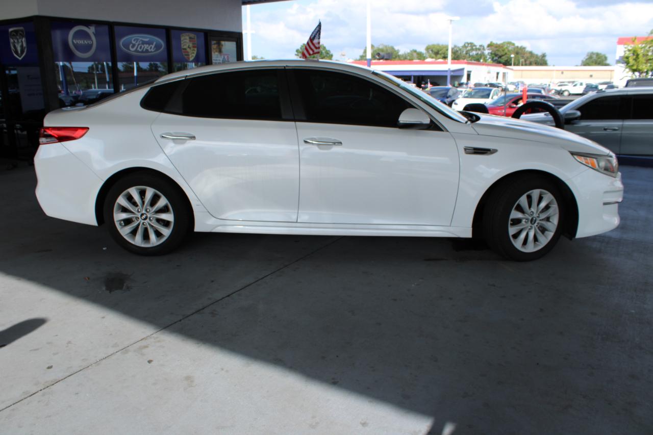Kia Optima LX Auto 2017