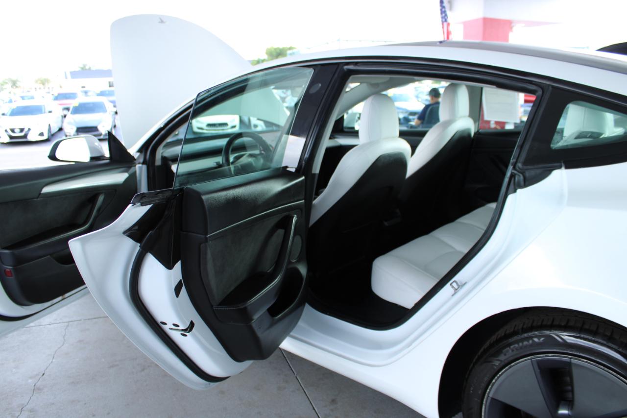 Tesla Model 3 RWD 2022