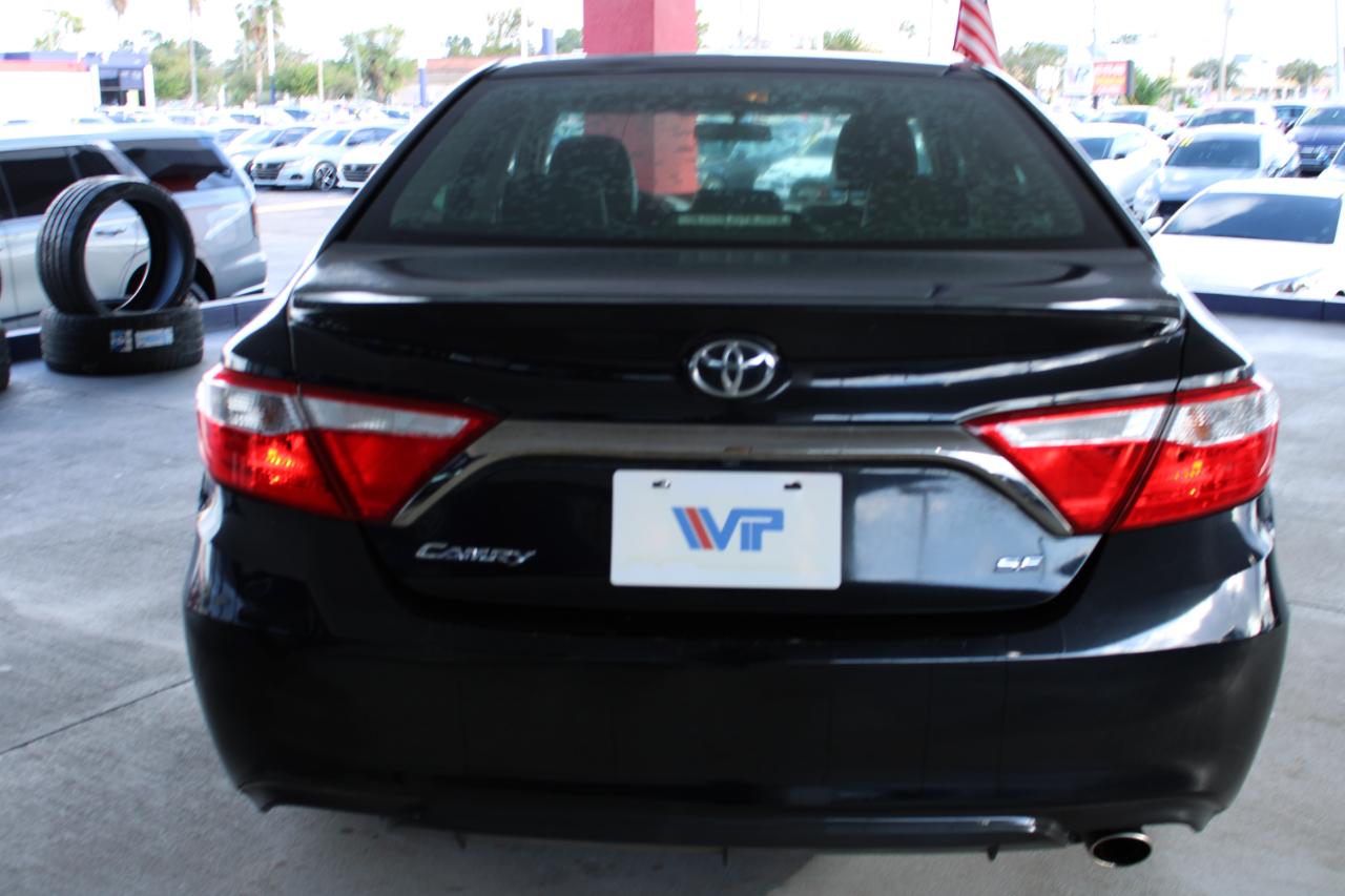 Toyota Camry LE V6 2017