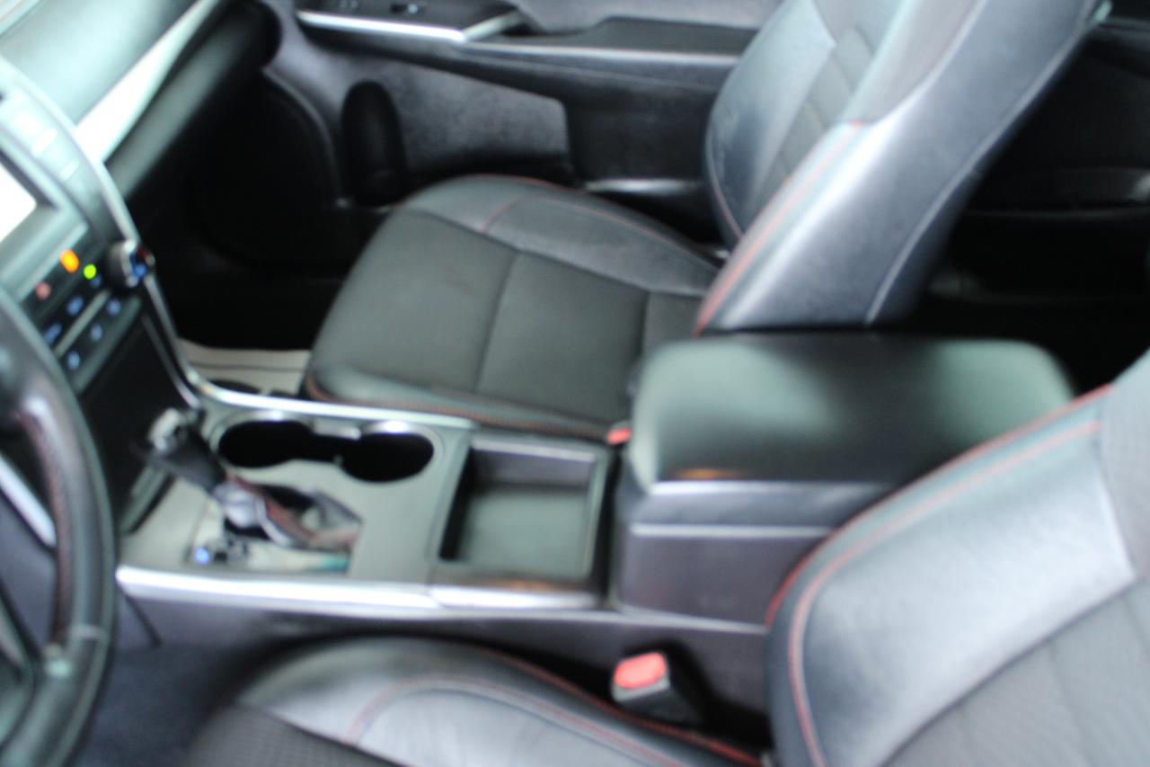 Toyota Camry LE V6 2017