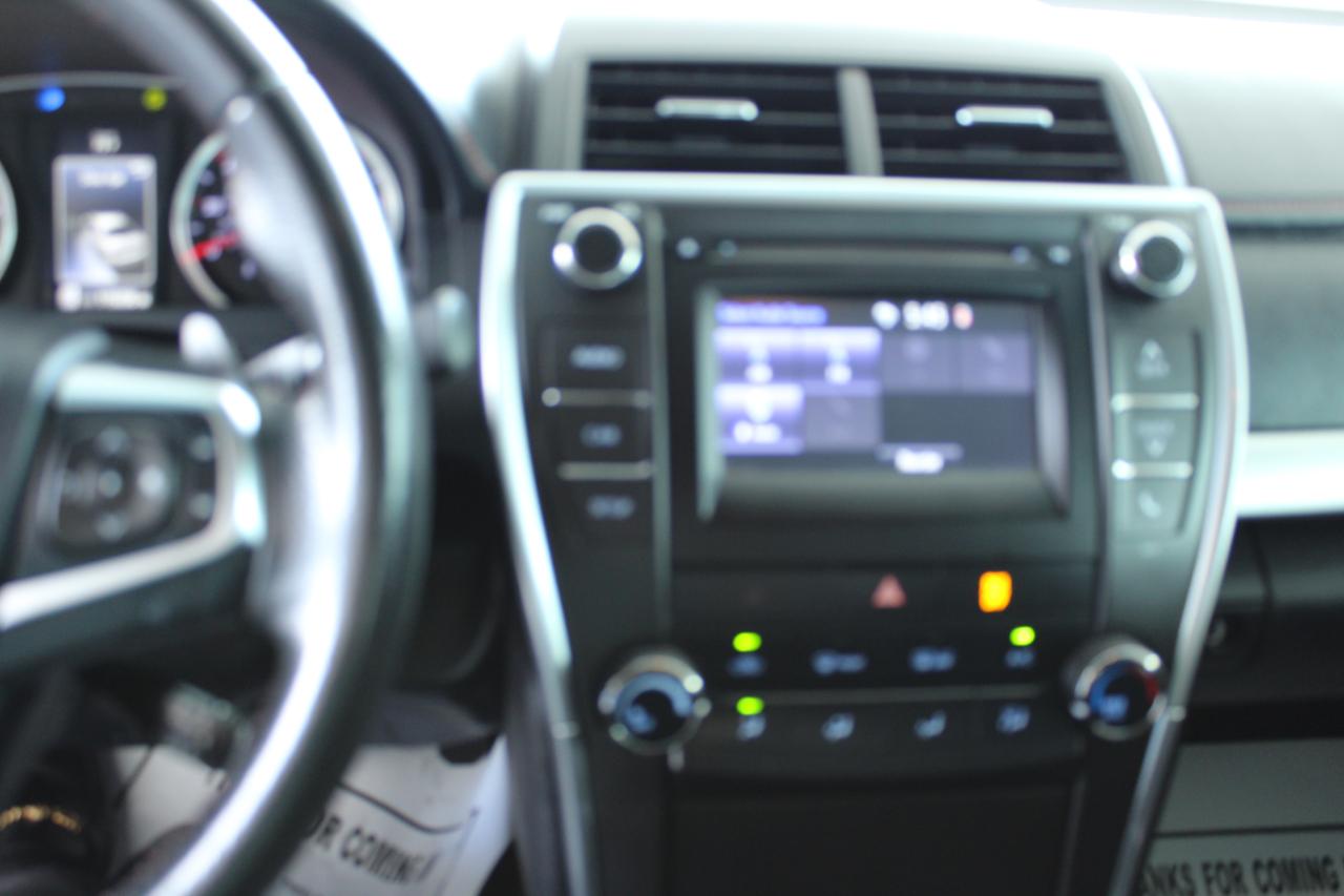 Toyota Camry LE V6 2017