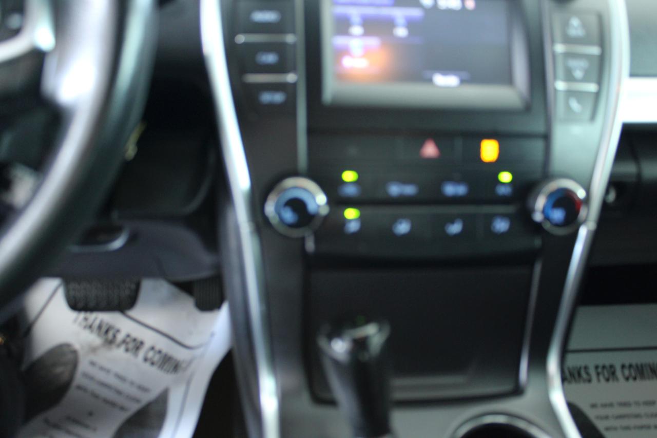 Toyota Camry LE V6 2017