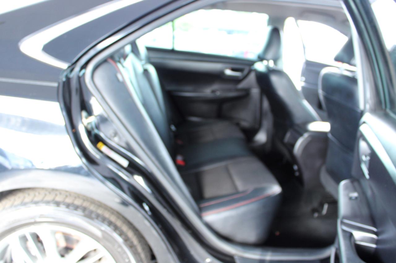 Toyota Camry LE V6 2017