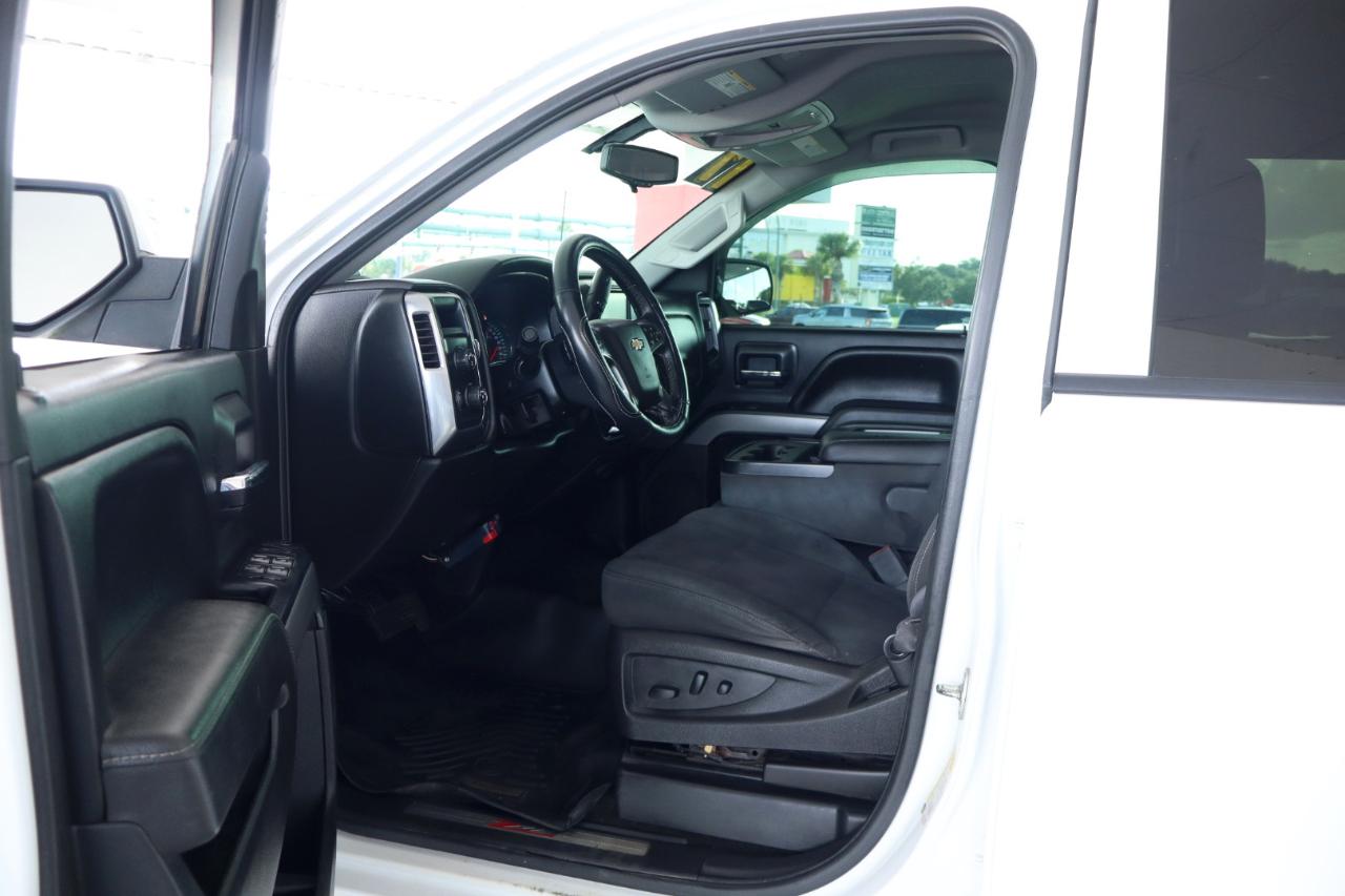 Chevrolet Silverado 1500 4WD Crew Cab 143.5" LT w/2LT 2017