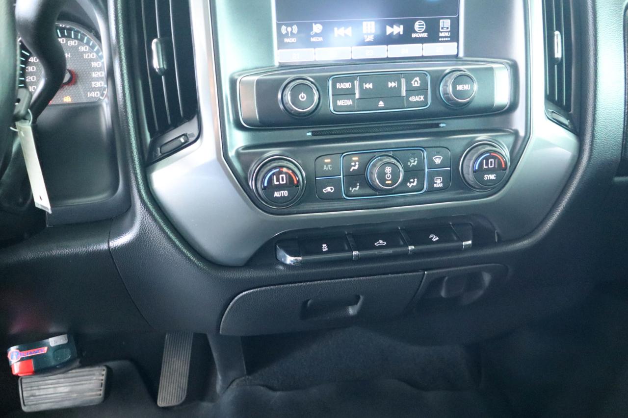 Chevrolet Silverado 1500 4WD Crew Cab 143.5" LT w/2LT 2017