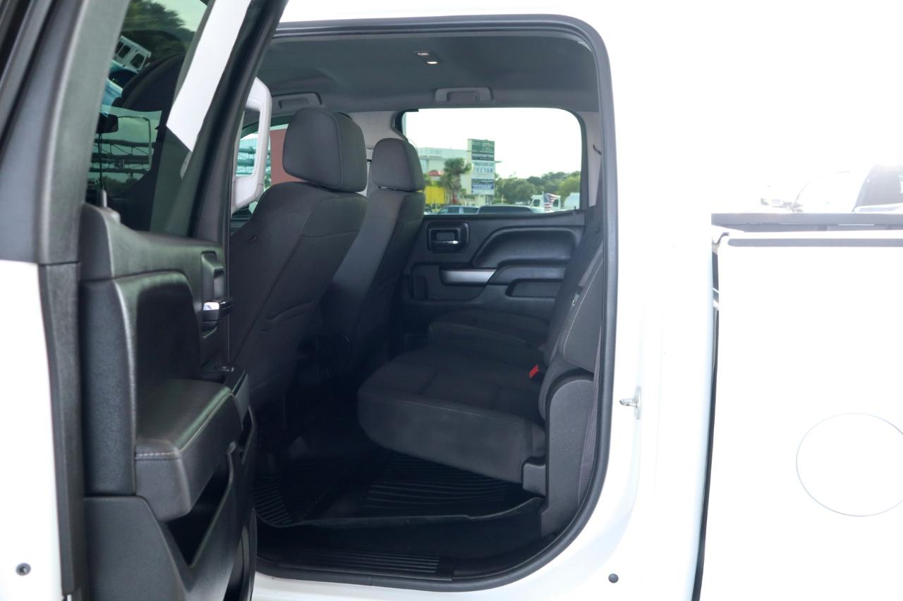 Chevrolet Silverado 1500 4WD Crew Cab 143.5" LT w/2LT 2017