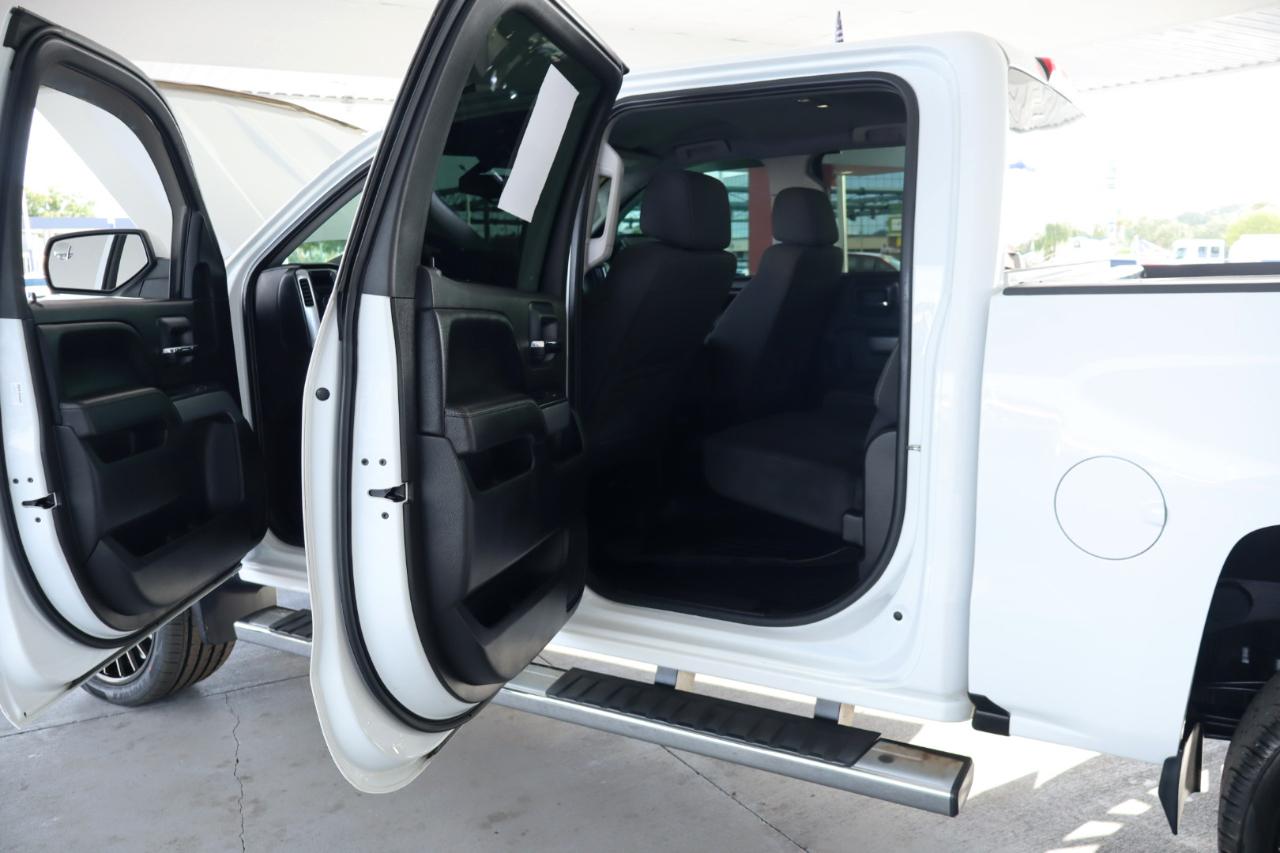Chevrolet Silverado 1500 4WD Crew Cab 143.5" LT w/2LT 2017
