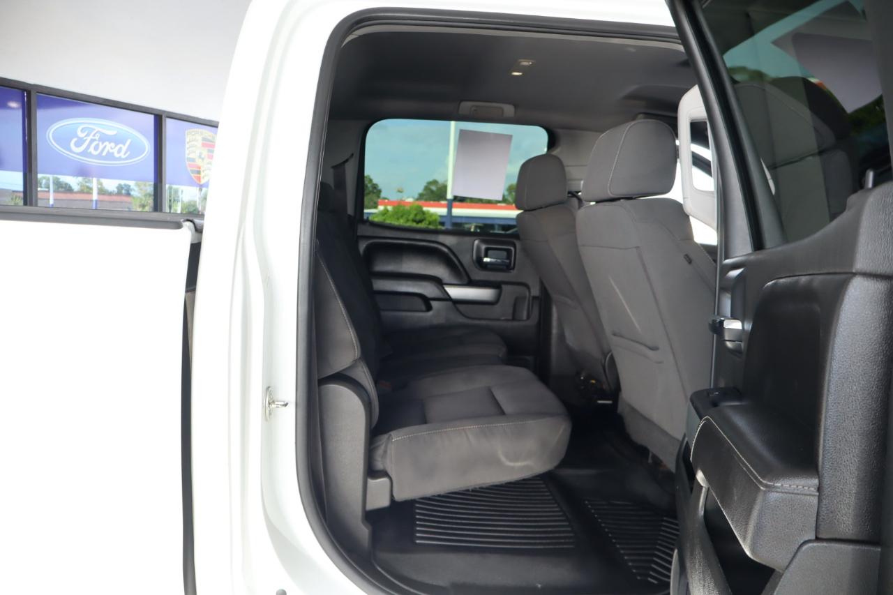 Chevrolet Silverado 1500 4WD Crew Cab 143.5" LT w/2LT 2017