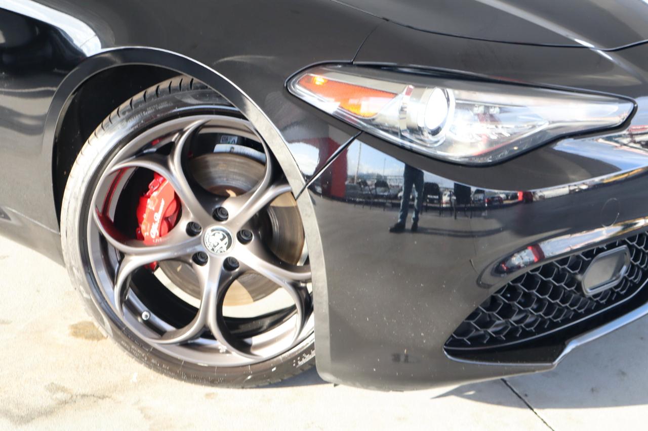 Alfa Romeo Giulia Sport RWD 2019