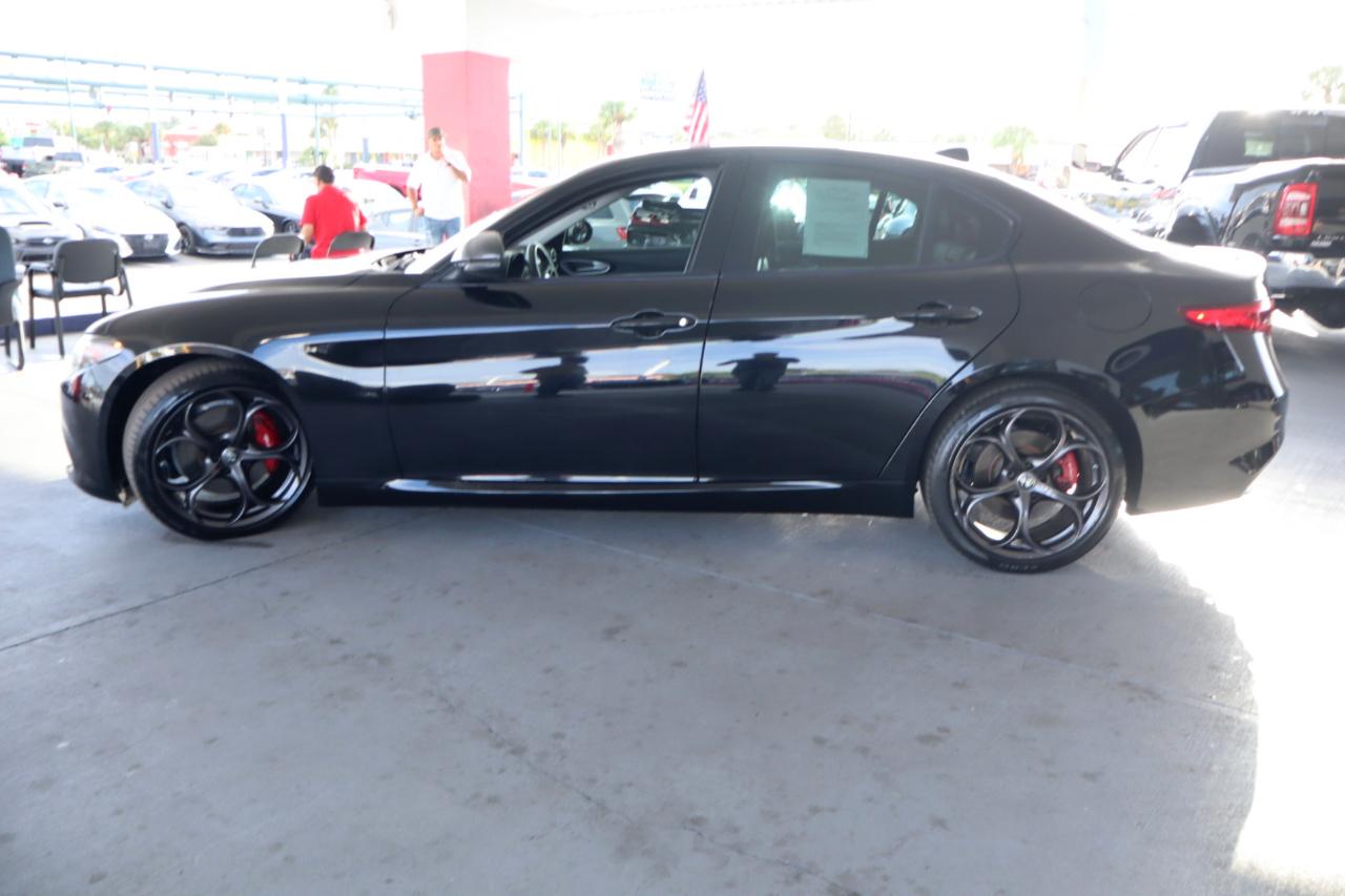 Alfa Romeo Giulia Sport RWD 2019