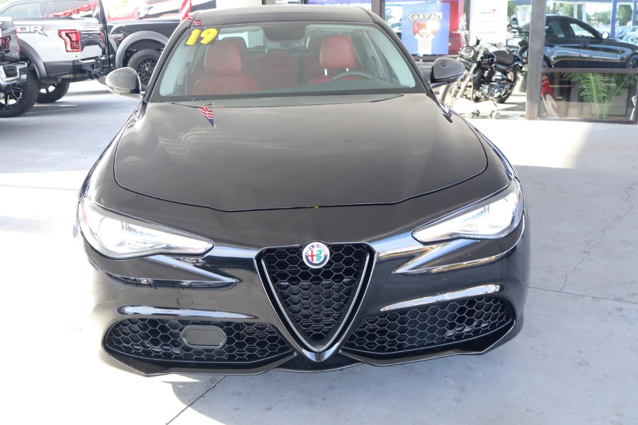 Alfa Romeo Giulia Sport RWD 2019