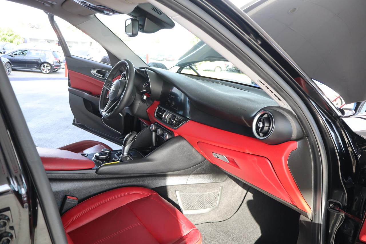 Alfa Romeo Giulia Sport RWD 2019