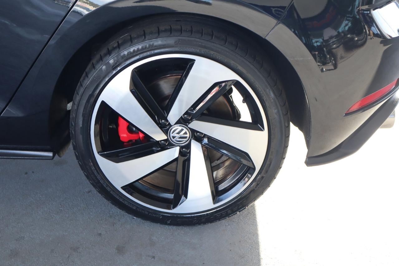 Volkswagen Golf GTI 2.0T Autobahn Manual 2020