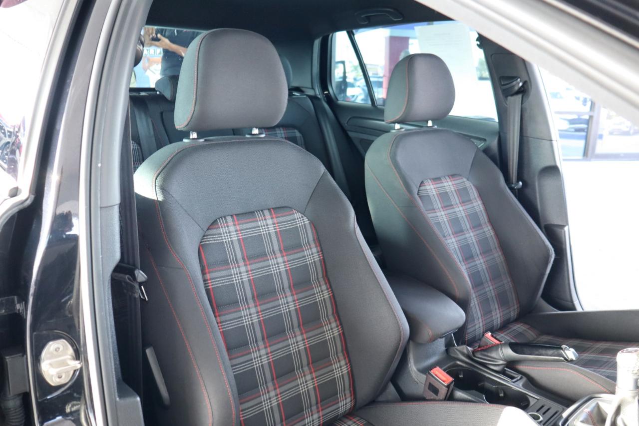 Volkswagen Golf GTI 2.0T Autobahn Manual 2020