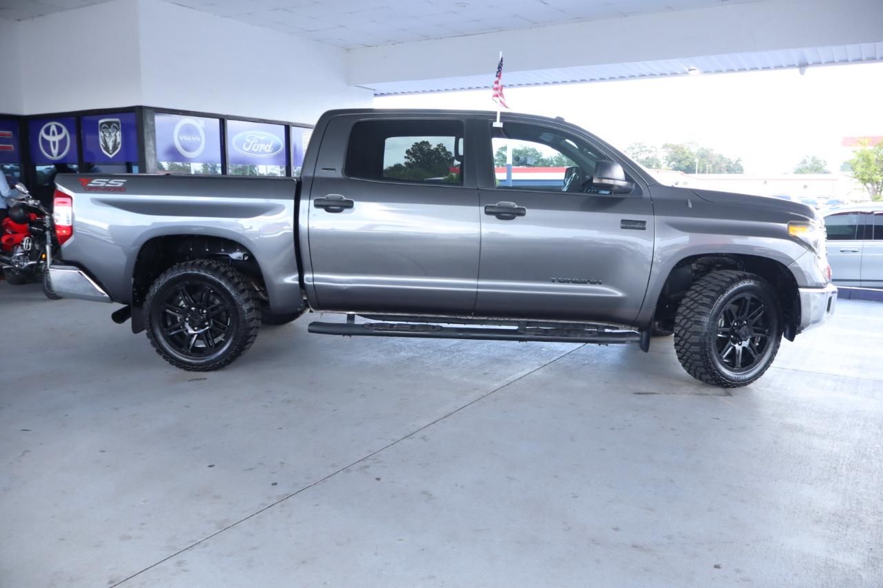 Toyota Tundra 4WD SR5 CrewMax 5.5' Bed 5.7L FFV (Natl) 2019