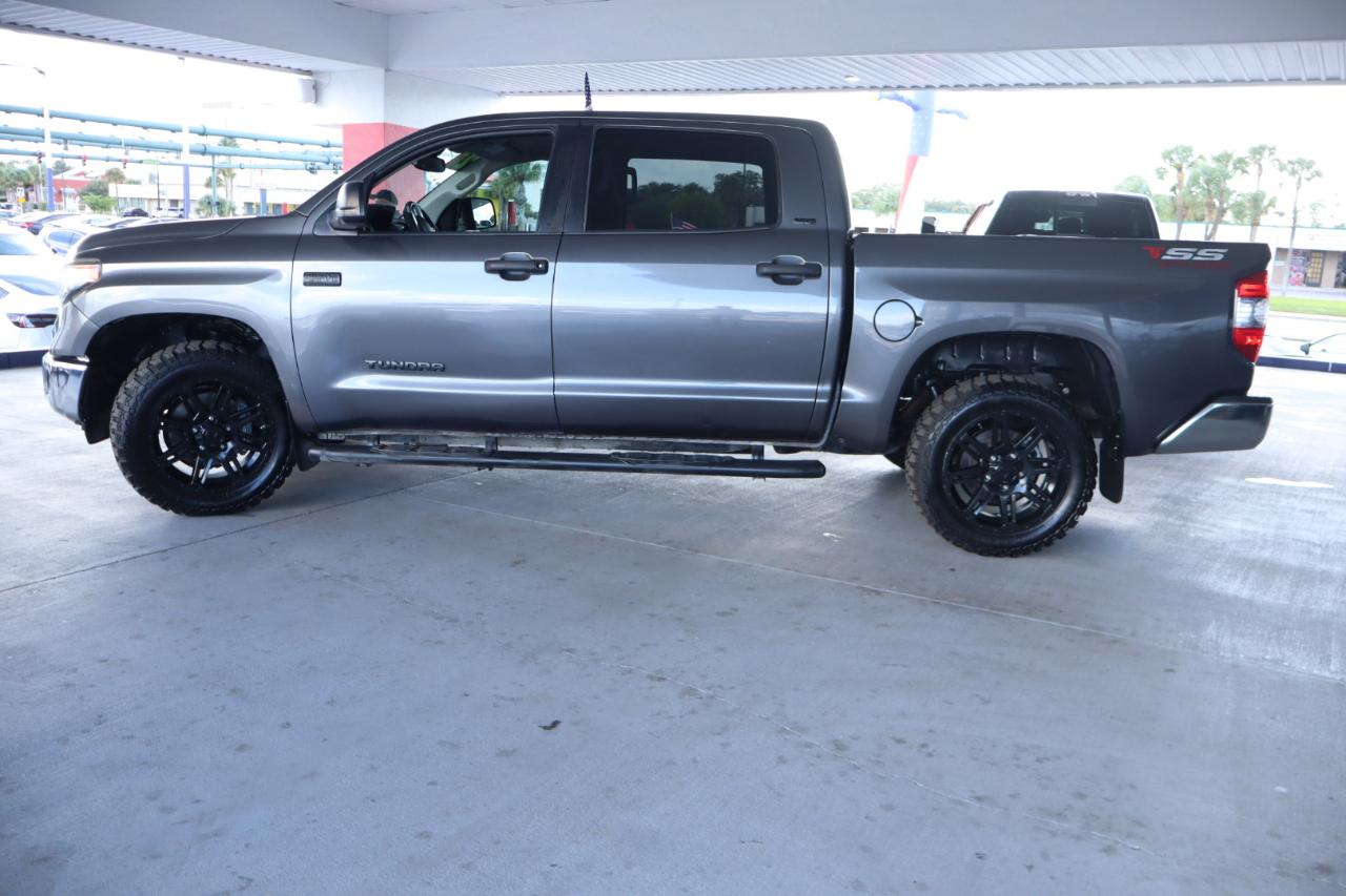 Toyota Tundra 4WD SR5 CrewMax 5.5' Bed 5.7L FFV (Natl) 2019
