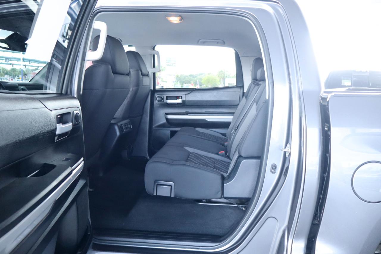 Toyota Tundra 4WD SR5 CrewMax 5.5' Bed 5.7L FFV (Natl) 2019
