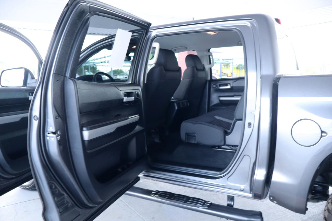 Toyota Tundra 4WD SR5 CrewMax 5.5' Bed 5.7L FFV (Natl) 2019