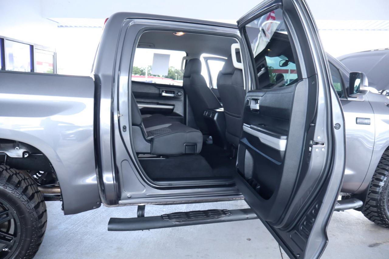 Toyota Tundra 4WD SR5 CrewMax 5.5' Bed 5.7L FFV (Natl) 2019