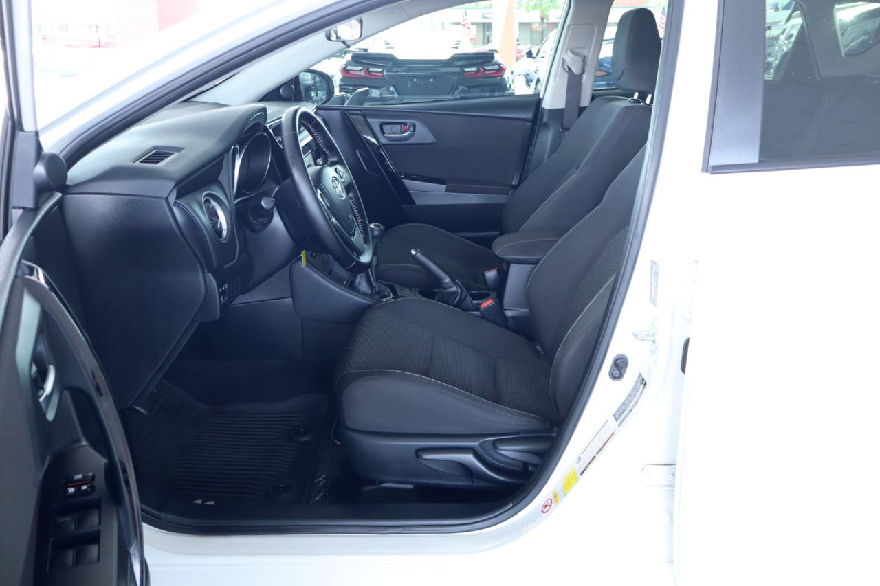 Scion iM 5dr HB Man (Natl) 2016