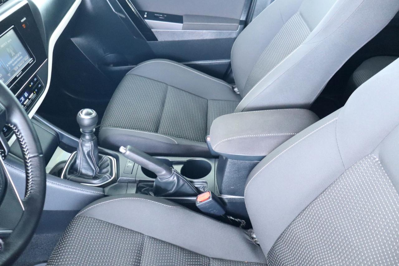 Scion iM 5dr HB Man (Natl) 2016
