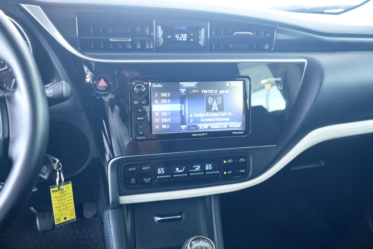 Scion iM 5dr HB Man (Natl) 2016